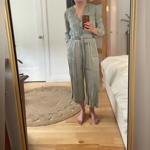 Old navy khaki jumpsuit xs